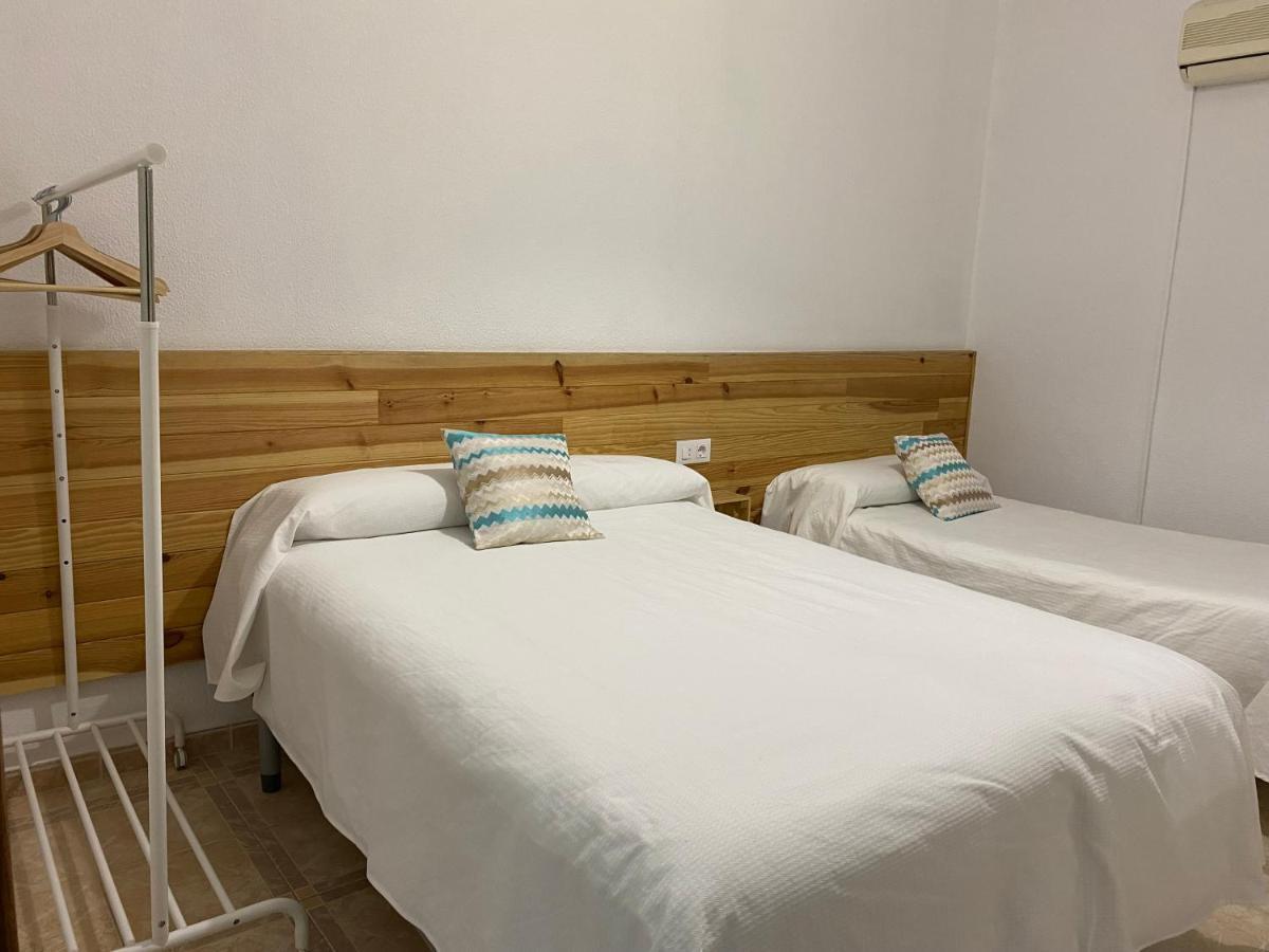 Hostal Barbate Extérieur photo
