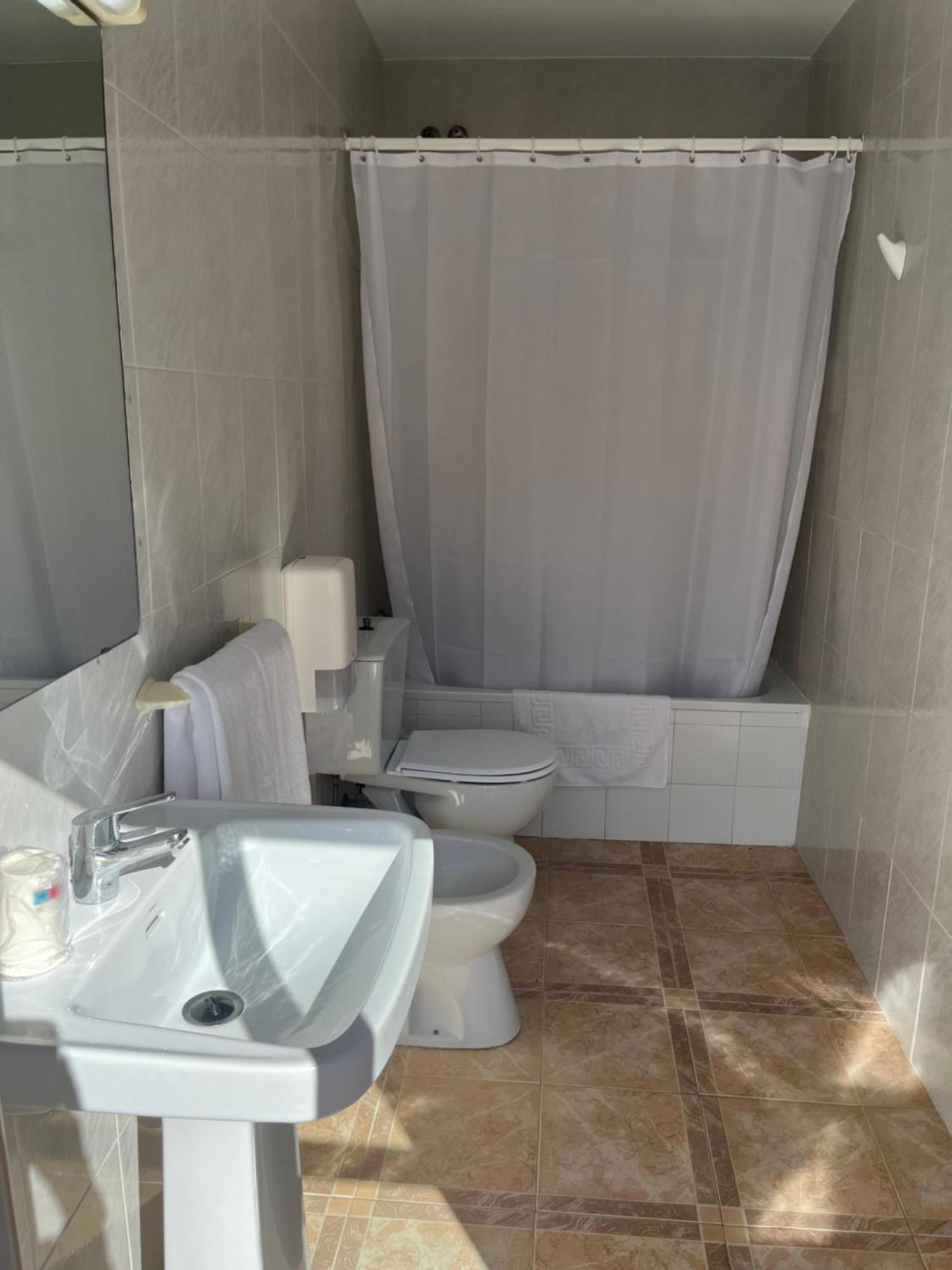Hostal Barbate Extérieur photo